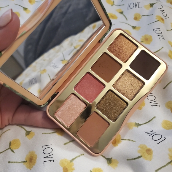 Too Faced Palette - Picture 2 of 2